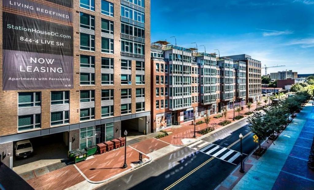 Global Luxury Near Union Station Apartment