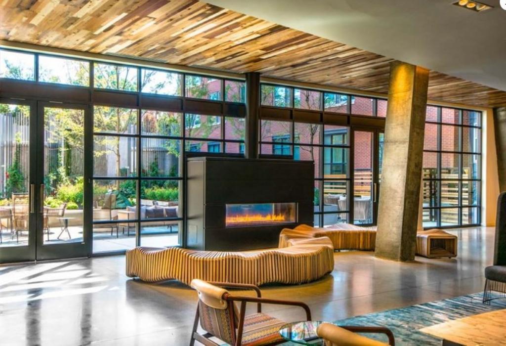 Global Luxury Near Union Station Apartment *